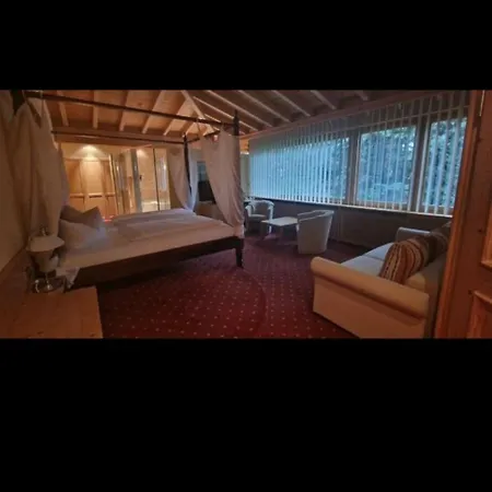 Gaestezimmer Im Parkhotel Wehrle *